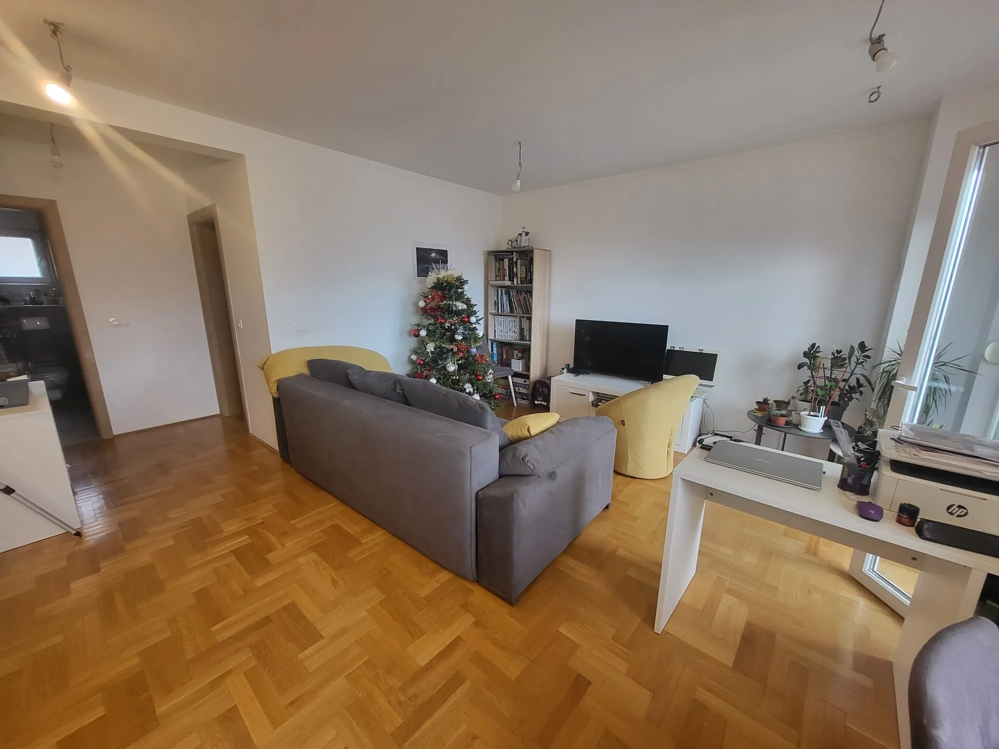 Geräumige Wohnung in Budva mit Meerblick